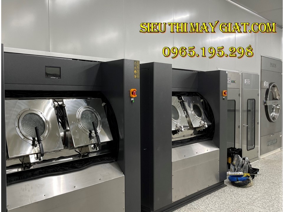 Lắp đặt máy giặt 2 cửa phòng sạch tại nhà máy thực phẩm