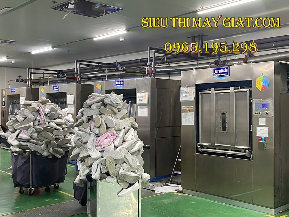 Lắp đặt máy giặt 2 cửa phòng sạch cho nhà máy Thực phẩm giặt đồ bảo hộ lao động