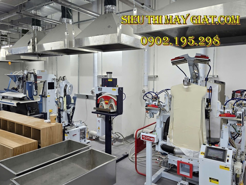 Hệ thống thiết bị phụ trợ cho phòng giặt là chuyên nghiệp